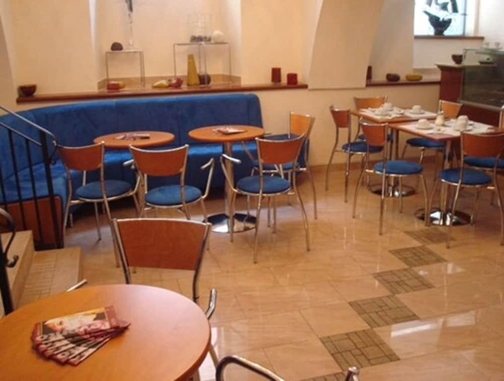Hotel Priscilla Roma Ngoại thất bức ảnh