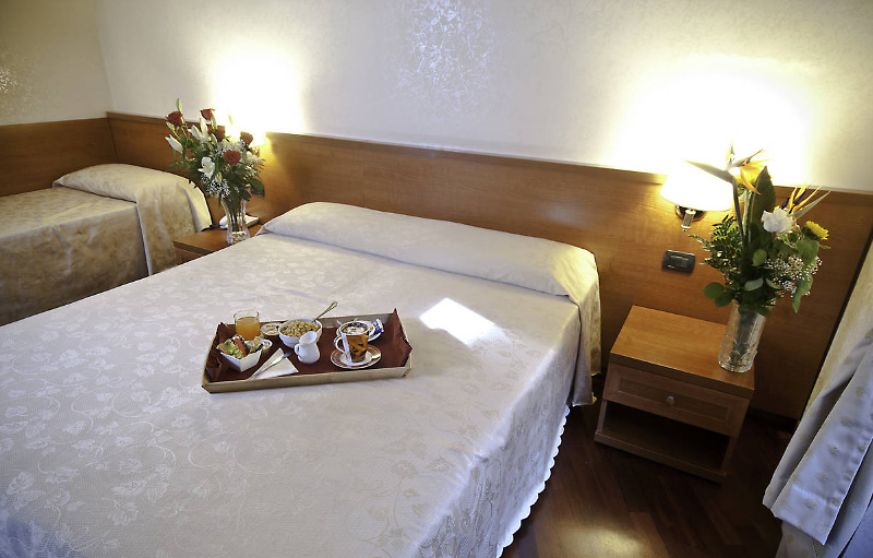 Hotel Priscilla Roma Ngoại thất bức ảnh