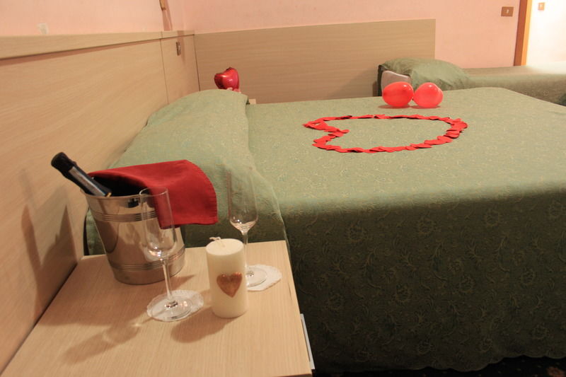 Hotel Priscilla Roma Ngoại thất bức ảnh