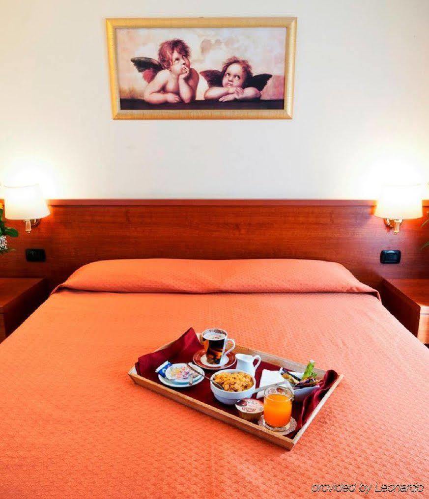 Hotel Priscilla Roma Ngoại thất bức ảnh