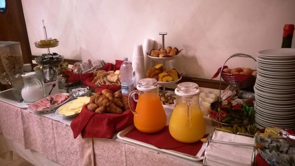 Hotel Priscilla Roma Ngoại thất bức ảnh